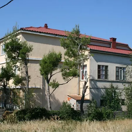 Gasthof Triple Starigrad 17698k 3*